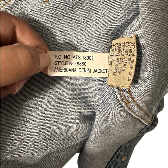 Vintage Budweiser Blue Denim 100% Cotton Jean Jacket Size 3XL
Swingster - Picture 5 of 6